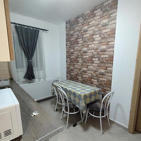 Aba-Boebe Vendeghaz Apartment Zalaszentivan ภายนอก รูปภาพ