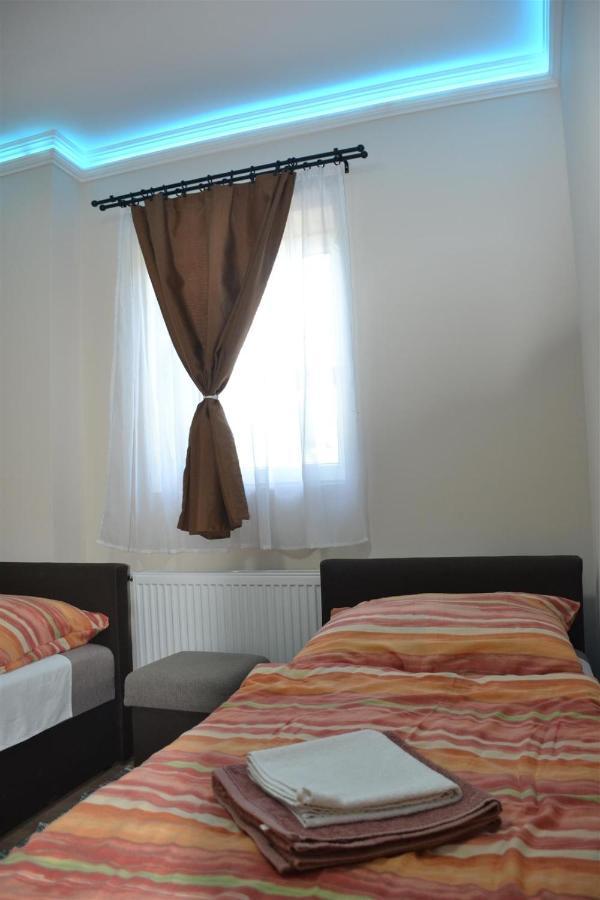 Aba-Boebe Vendeghaz Apartment Zalaszentivan ภายนอก รูปภาพ