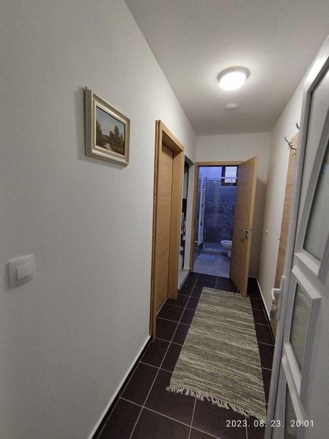 Aba-Boebe Vendeghaz Apartment Zalaszentivan ภายนอก รูปภาพ