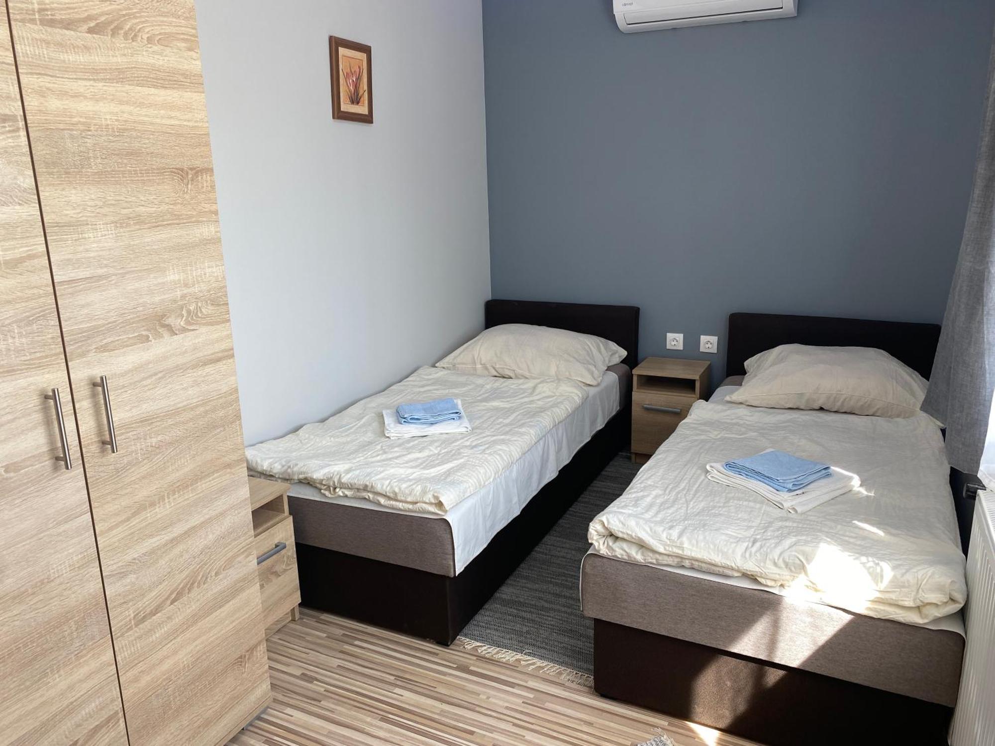 Aba-Boebe Vendeghaz Apartment Zalaszentivan ภายนอก รูปภาพ
